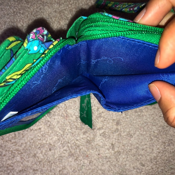 Vera Bradley Wallet - Picture 4 of 6